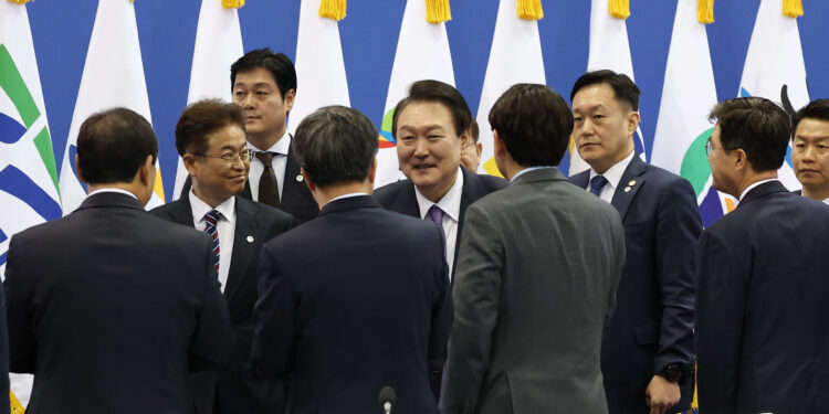 이준석 “대통령 경호상 횟집 도열은 당연…尹, 좋아하는 것 같긴 해”