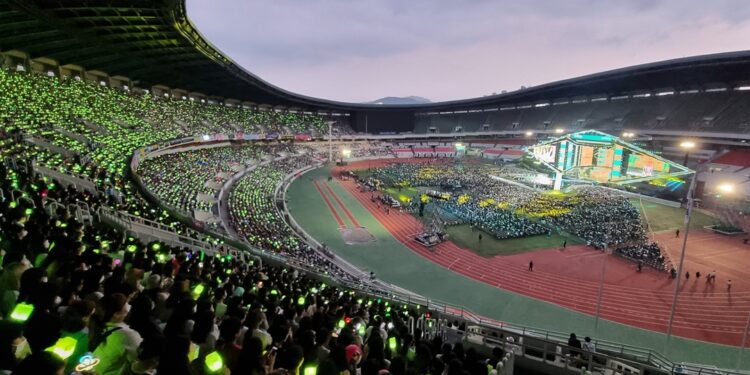 HD현대, K-POP 스타들과 ‘부산엑스포’ 유치 나선다