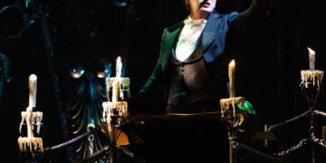 ‘유령’의 세 글자, 조승우가 왔다