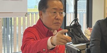 홍준표 “당 주류는 나…한순간에 훅 가는게 한국의 현실정치”