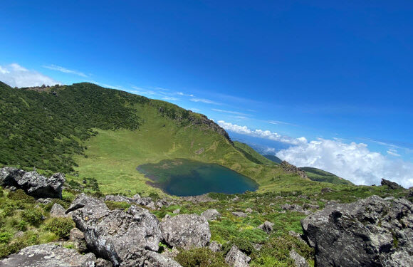 “혼저옵서예…대신 8000원” 제주도, ‘입도세’ 추진