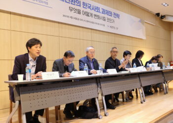 “尹정부 영혼 없는 탄소중립… 생태보다 기업 손 들어줘”