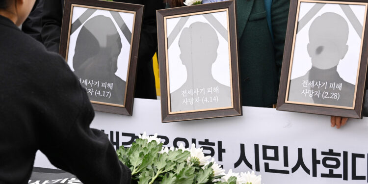 돌려받지 못한 보증금에 잇단 죽음…올 하반기 더 심각, 곳곳 폭탄