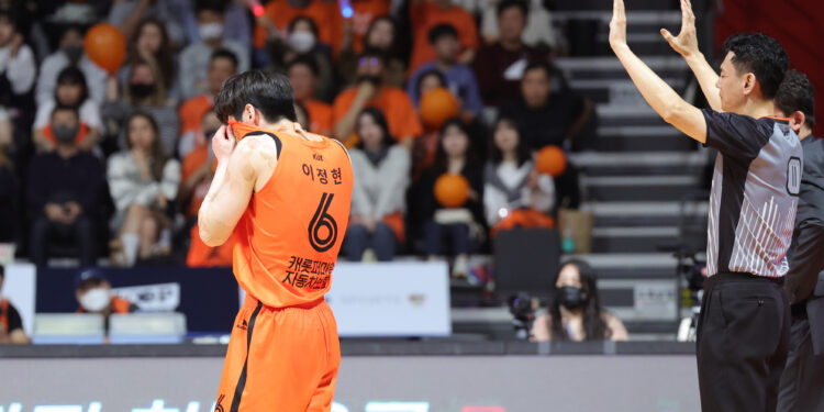 간판 내려도 투혼 그대로… 굿바이 캐롯