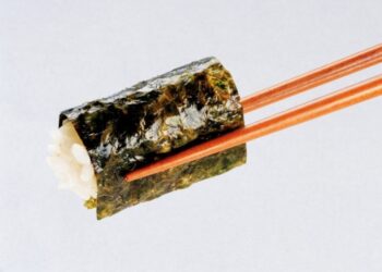 “여친 母, 초면에 젓가락질 지적”…자리 박차고 나간 남친