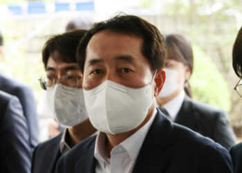 ‘민주당 돈봉투 의혹’ 핵심 강래구 구속영장 기각