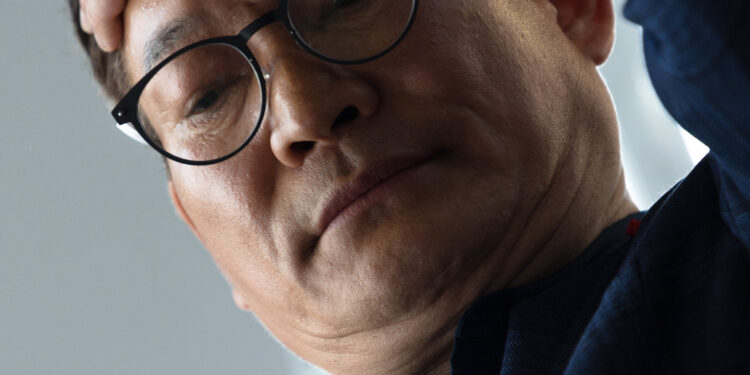 24일 귀국 송영길 “모든 정치적 책임을 지고 탈당”