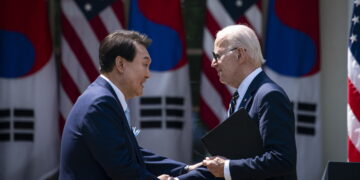 美대통령의 첫 경고 “핵공격 땐 北정권 종말”