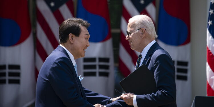 美대통령의 첫 경고 “핵공격 땐 北정권 종말”