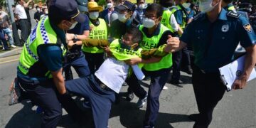 [포토] 원전 임시저장시설 반대 ‘아수라장’