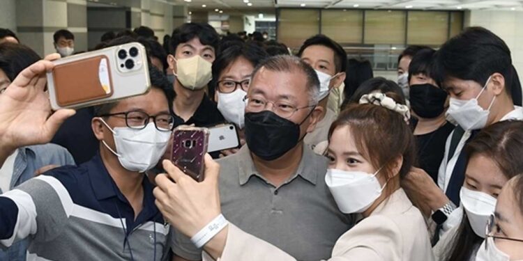 ‘한국판 버핏과의 점심’ 1호 회장님은?…정의선 현대차 회장 뜬다