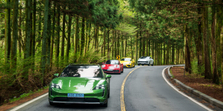 배터리로 안 되겠니…스포츠카 터질 듯한 심장 소리[오경진기자의 전기차 오디세이]