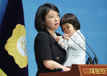 늘어나는 노키즈존에 갈 곳 없는 부모…“아이들도 박탈감 느낀다”