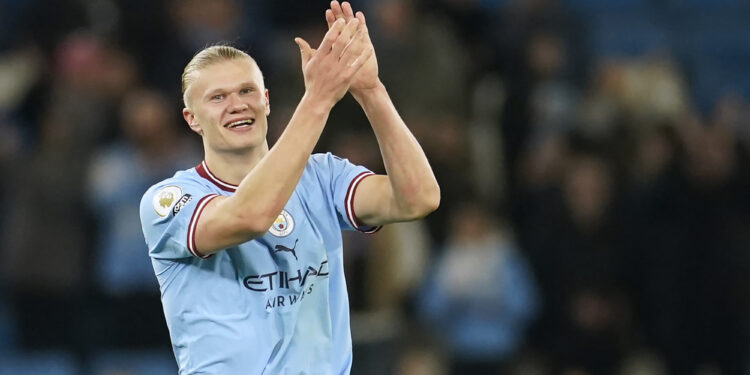 전설로 박제된 괴물… 31경기 35골 ‘홀란의 날’