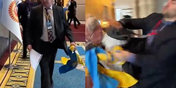 “국기에서 손 떼!”…우크라 의원, 회담서 러시아 관리와 난투극