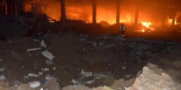 러, 자포리자 원전 사고 우려에 ‘아수라장’…크림반도, 오데사 밤새 폭발 발생