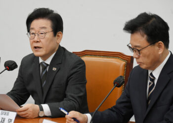 ‘김남국 60억 코인’ 진상파악 나선 민주… 與는 “국회윤리위 제소”