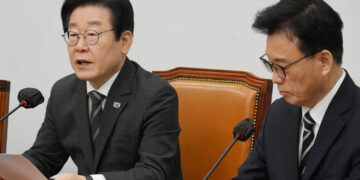 ‘김남국 60억 코인’ 진상파악 나선 민주… 與는 “국회윤리위 제소”