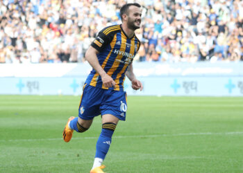 ‘서울 킬러’ 울산… 5연승 선두 질주