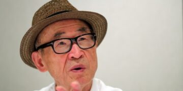 “살인미수 시인도 추앙받는데”… 고은 복귀작 출판사 ‘답정너’ 설문조사