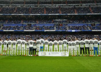 인종 차별은 그만… 우리 모두 20번 ‘비닐신’입니다