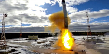 ‘21세기 최초’ 러시아 전술핵, 혈맹 벨라루스로…핵전쟁 불안 최고조