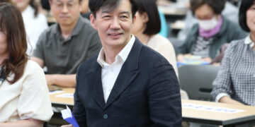 조국 “딸 때문에 다른 사람 떨어진 적 없어…尹식 자유는 재벌 위한 것”