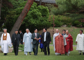 尹 “종교계 연대정신은 사회의 버팀목”