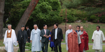 尹 “종교계 연대정신은 사회의 버팀목”