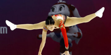 [포토] 환상적인 에어로빅 체조 연기