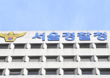 [속보] 경찰, ‘관객수 조작 의혹’ 영화관·배급사 압수수색