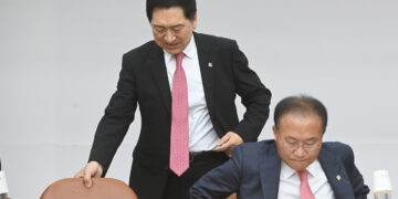 “與 핵심 의사 결정”… ‘5인회’에 쏠리는 관심