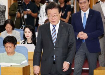 노조 곤봉 진압에 野 “야만의 시대”… 살수차방지법 발의