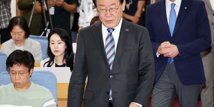 노조 곤봉 진압에 野 “야만의 시대”… 살수차방지법 발의