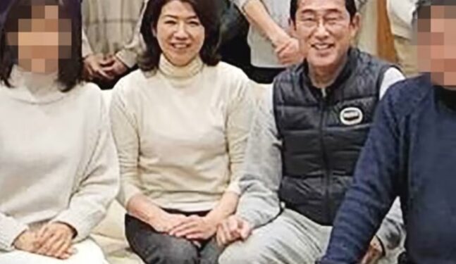 日기시다도 공관서 기념사진…“부적절하지 않아”