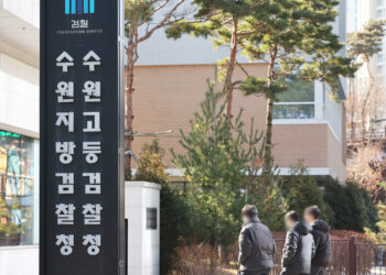 ‘벽간소음’ 갈등에 문까지 열어줬는데…자신 집으로 불러 살해