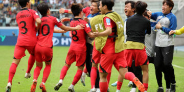 김은중호, 나이지리아 연장서 제압…U-20 월드컵 2회 연속 4강