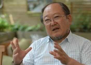 ‘천안함 자폭’ 발언 이래경, 임명 9시간 만에 민주당 혁신위원장 사퇴