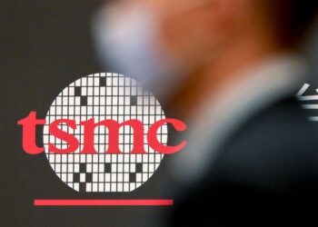 “TSMC ‘2나노 반도체’ 시범생산 착수… 삼성에 큰 압박”