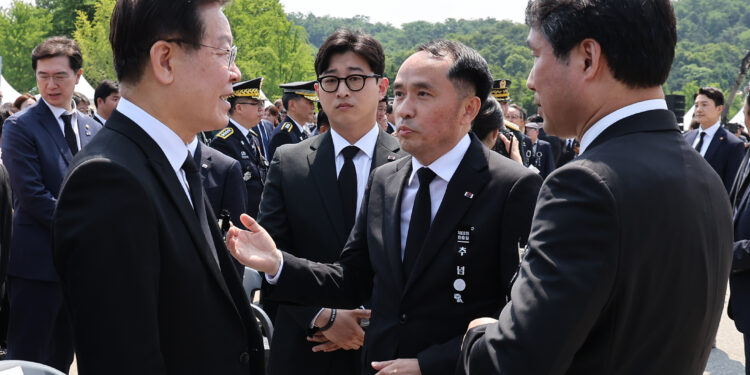 이래경 이어 권칠승까지… 민주 ‘천안함 망언’ 후폭풍