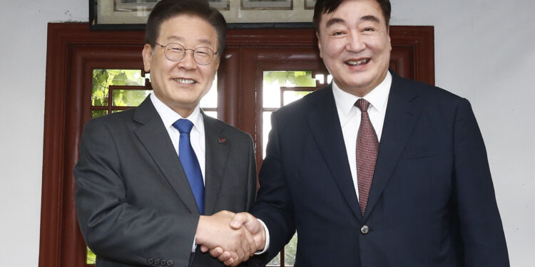 “한국이 중국과 ‘디커플링’할 이유가 없다…미국 함정에 빠져”