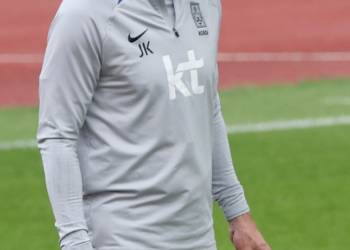 확실한 공격축구는 안 보였다…또 미룬 첫 승, 콘셉트 찾아라