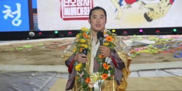 단옷날 ‘작은 거인’ 윤필재, 2년 만에 태백장사 복귀