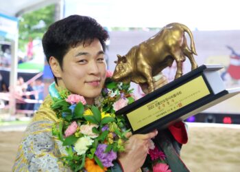 ‘단오 사나이’ 최정만, 임태혁 꺾고 단오 대회 2연패