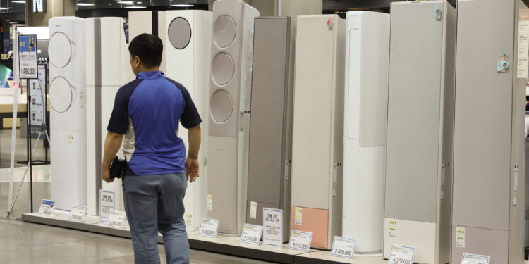 에어컨 하루 10시간 틀면 14만원…‘전기료 폭탄’ 현실화