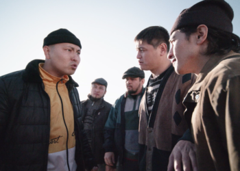 카자흐의 힘 vs 벼랑끝 남자 vs 악몽 깬 소녀