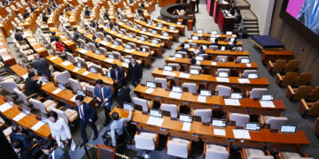 출생통보·가상자산보호법 입법 완료…이태원 특별법은 패스트트랙