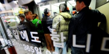 ‘동남아 이모님’ 논의 속 정부 인증 가사서비스 품질 제고