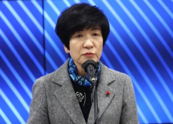 與, ‘본회의 중 문자’ 김영주에 “죽창가 부르더니 日여행 단꿈… 국민 우습나”