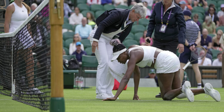 43세 비너스 ‘미끄덩’… “때론 넘어지는 법이죠”